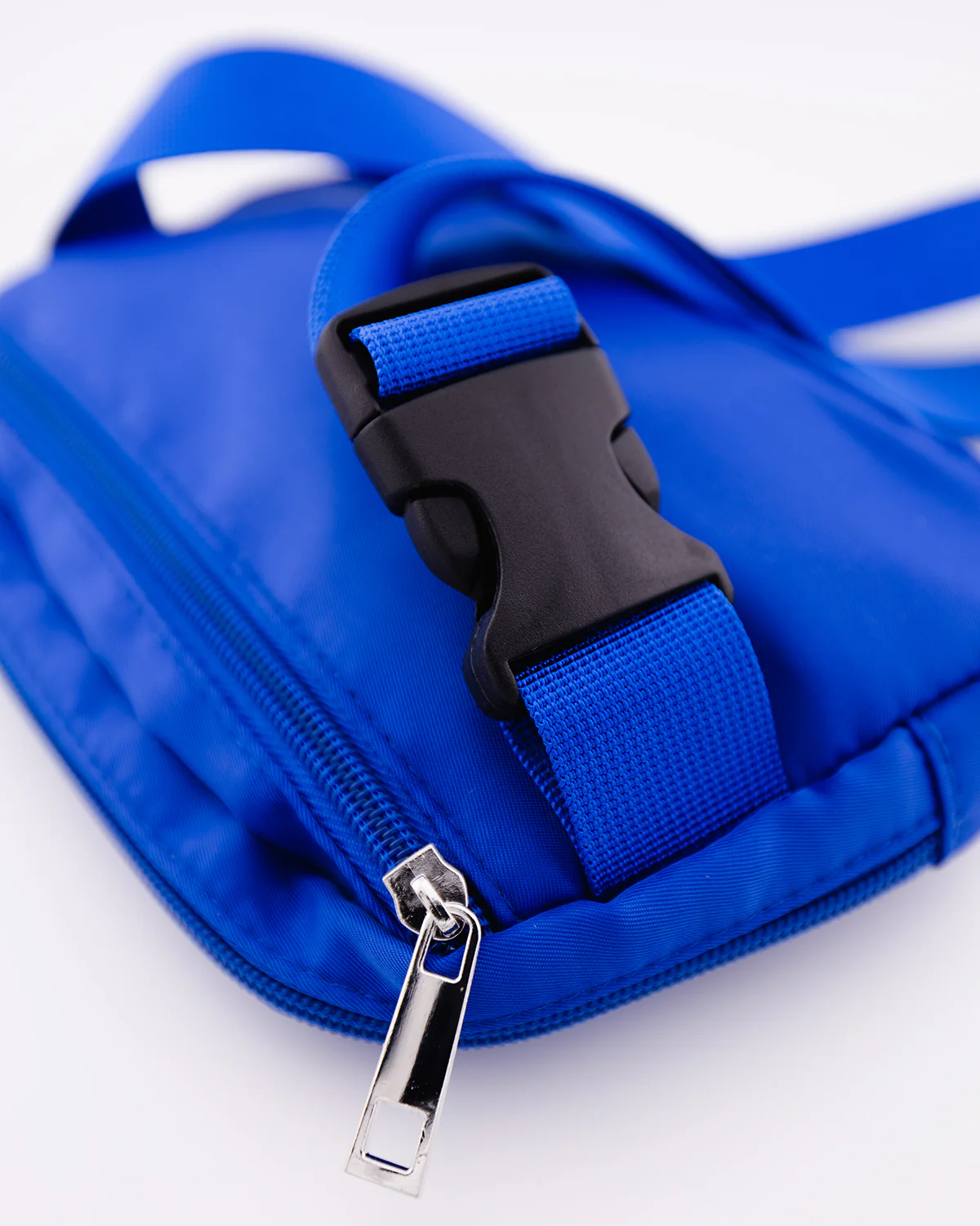 Blue Vintage Fanny Pack - Image 3